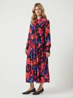 YASASINA MAXI JURK -YAS Verkoopwinkel 26034001 NavyBlazer 1198104 005