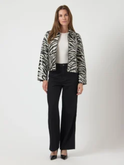 YASZABEA LEREN JAS -YAS Verkoopwinkel 26038690 Black 1217493 005