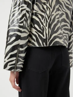 YASZABEA LEREN JAS -YAS Verkoopwinkel 26038690 Black 1217493 007