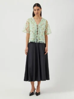 YASLUCCA SHIRT MET 2/4 MOUWEN 9 YASLUCCA SHIRT MET 2/4 MOUWEN -YAS Verkoopwinkel 26039117 Ambrosia 1228599 005