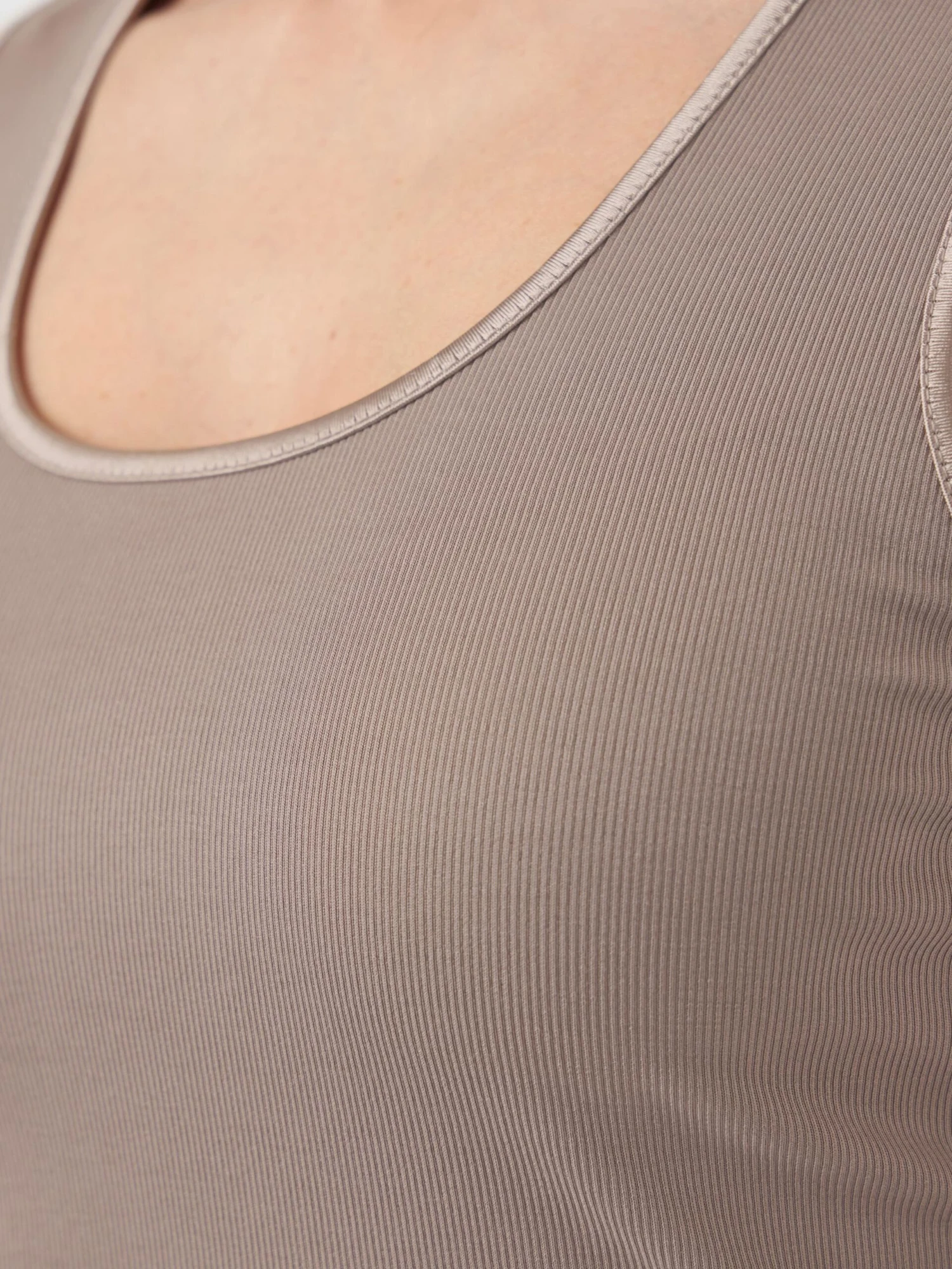 YASPALOMA TANKTOP 5 YASPALOMA TANKTOP - Afbeelding 5